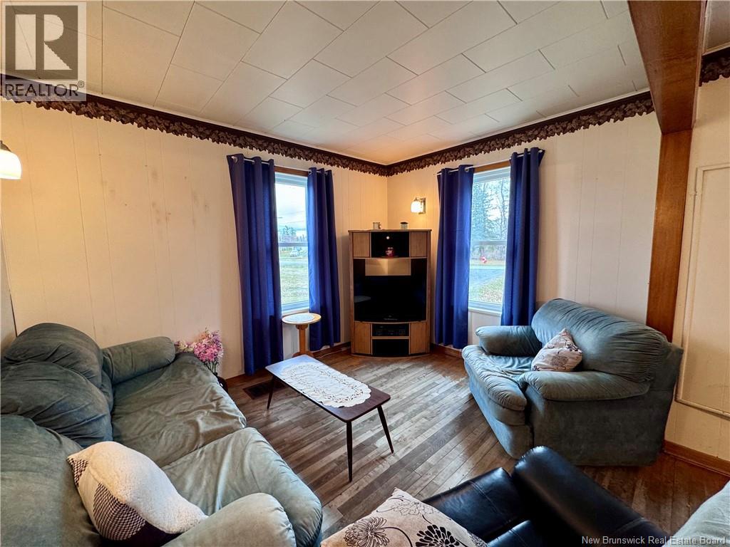 55 Juniper Road - 11