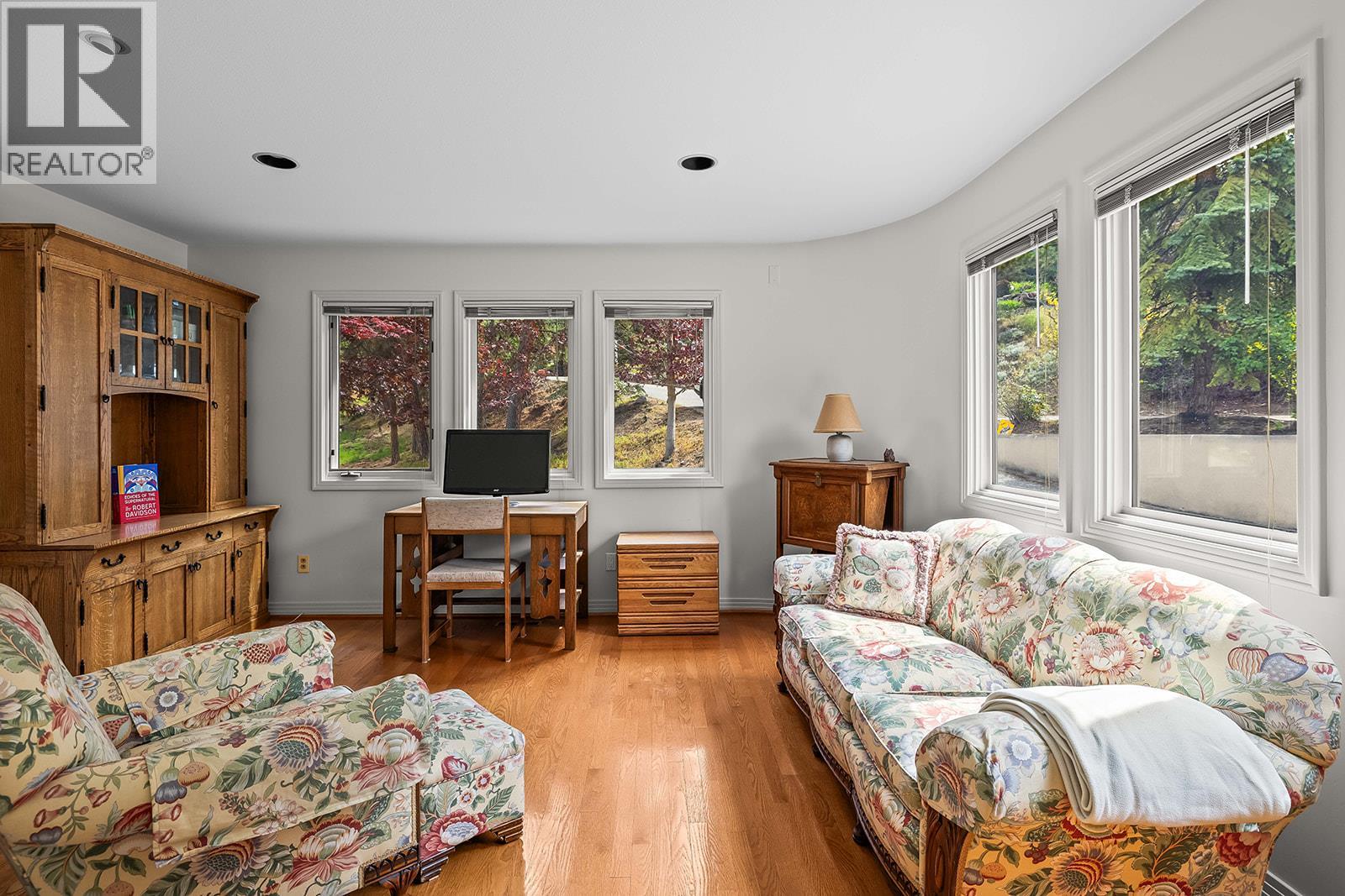 339 Uplands Drive, Kelowna