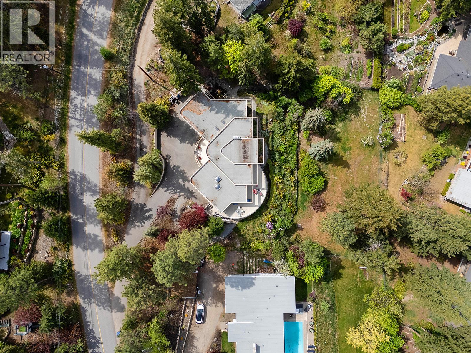 339 Uplands Drive, Kelowna