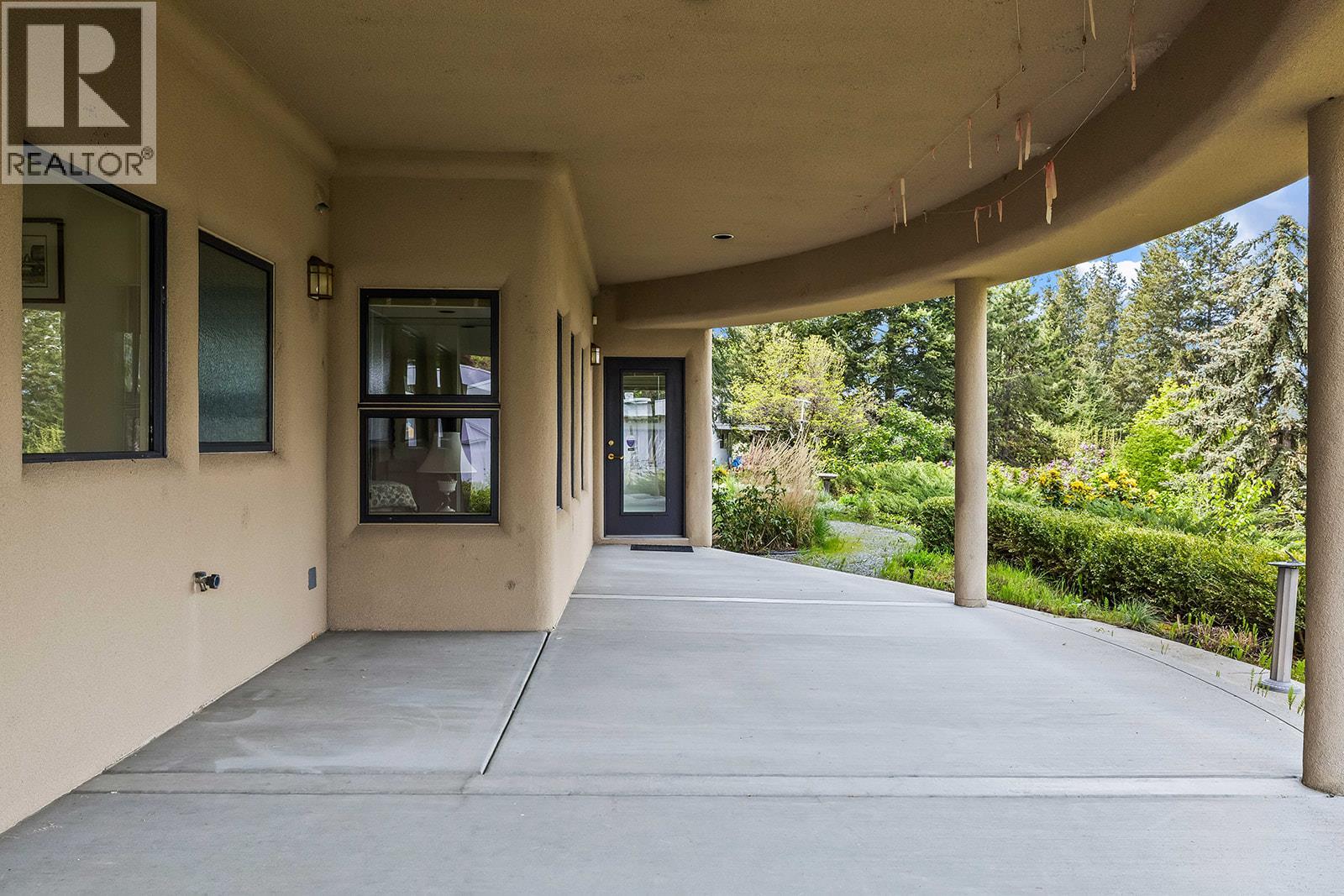 339 Uplands Drive, Kelowna