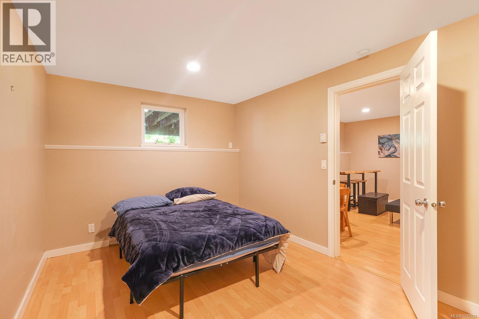 789 3RD St - 31