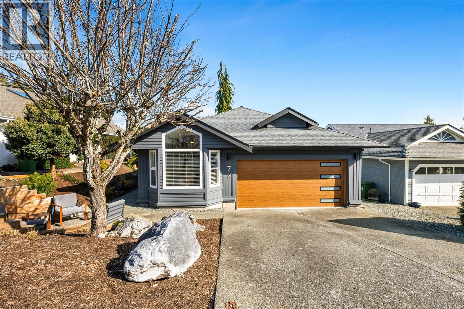 72 Marine Dr - 2