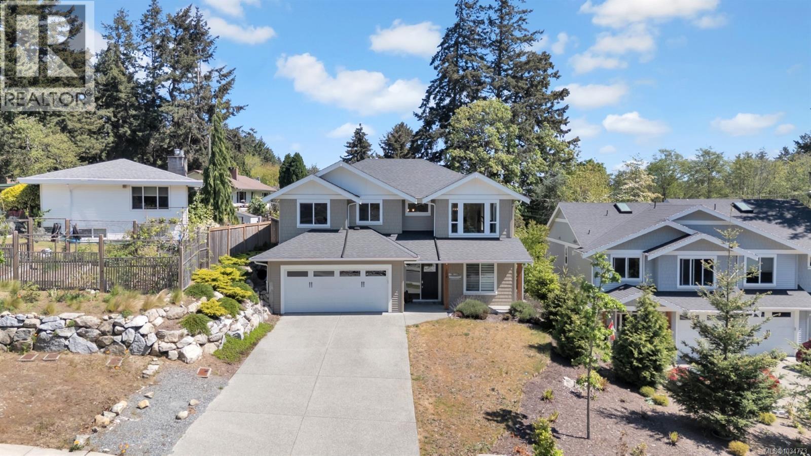 104 Golden Oaks Cres - 11