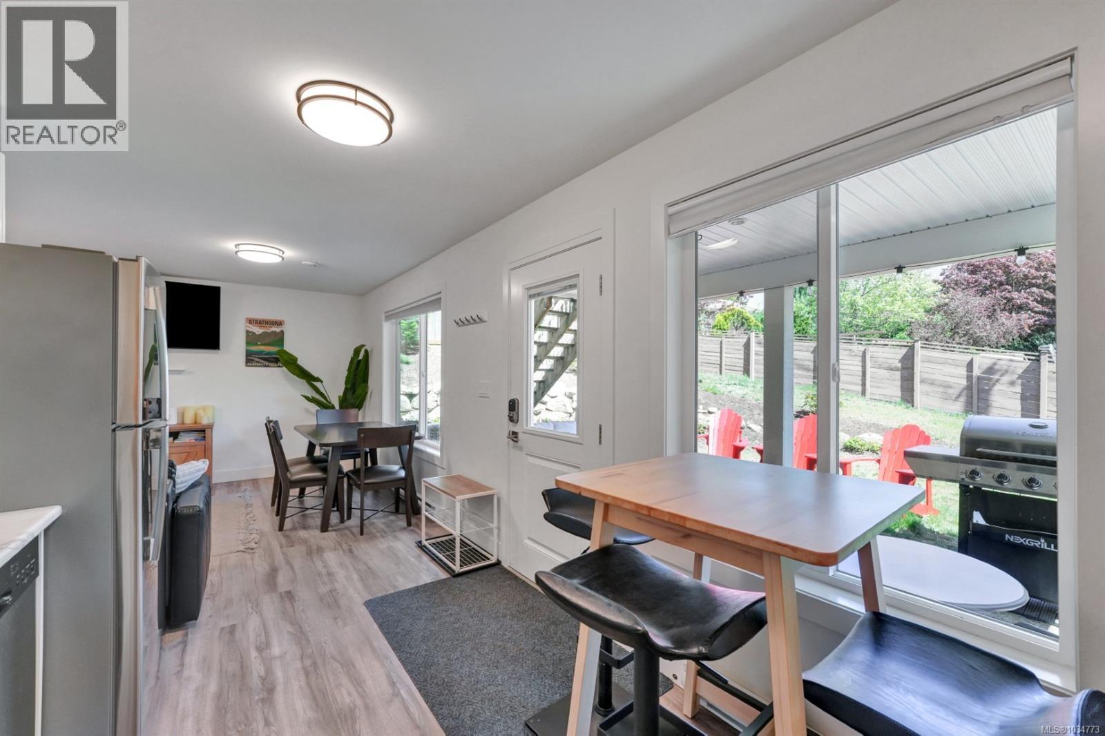 104 Golden Oaks Cres - 31