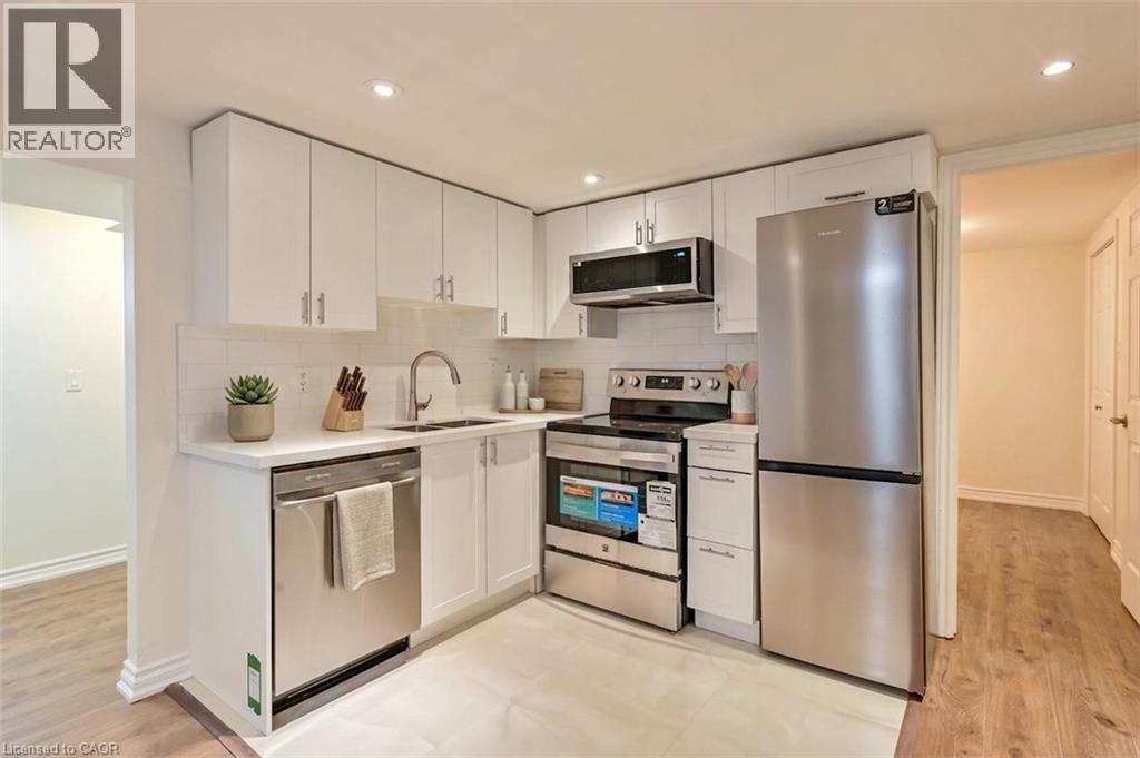 76 TERRACE Drive - 12