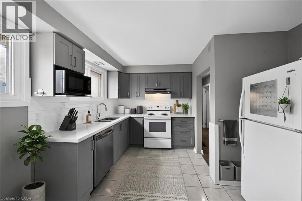 76 TERRACE Drive - 6
