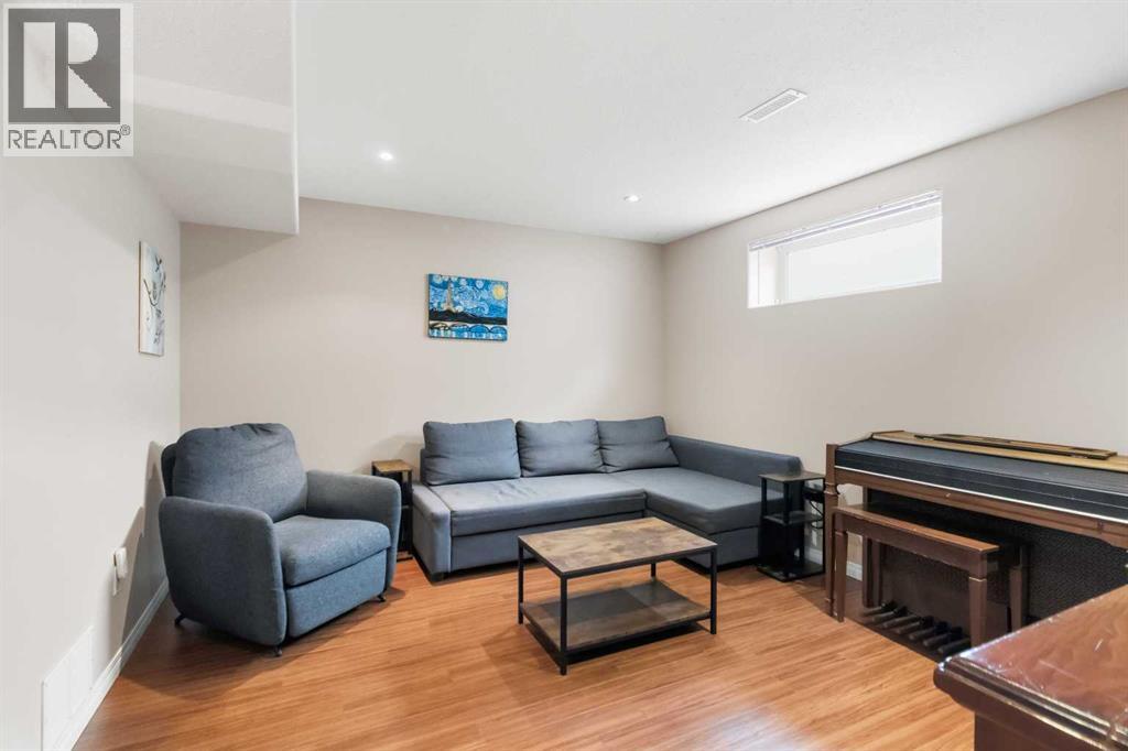 205 Parry Crescent, Fort McMurray