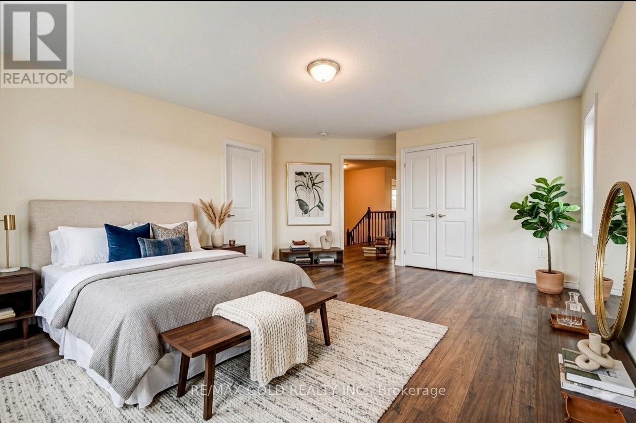84 ATLANTIS DRIVE W - 17