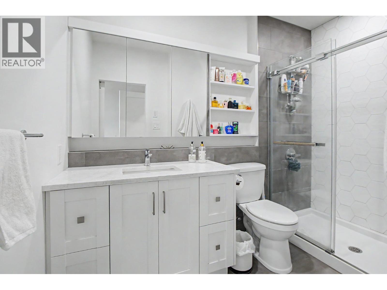 #409 1087 6TH AVENUE - 13