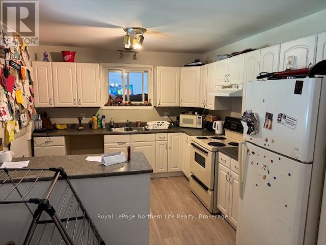 1 ANDERSON STREET - Image 8
