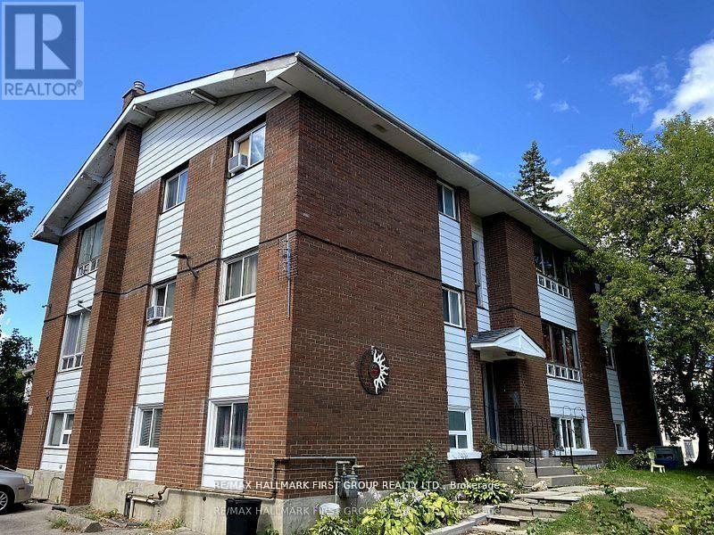 11 FAIRBANKS STREET - 1