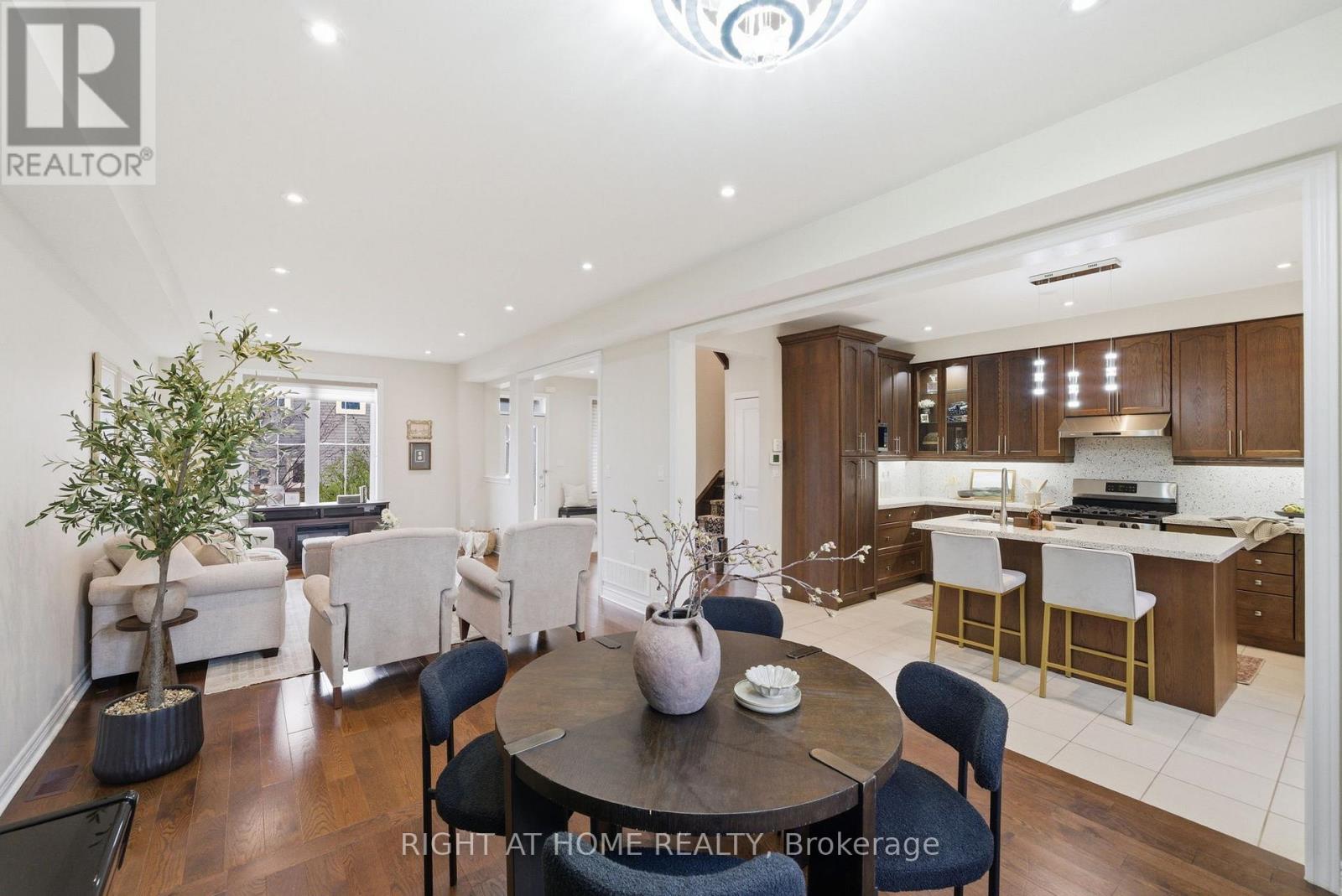 35 GOUGH LANE - 18
