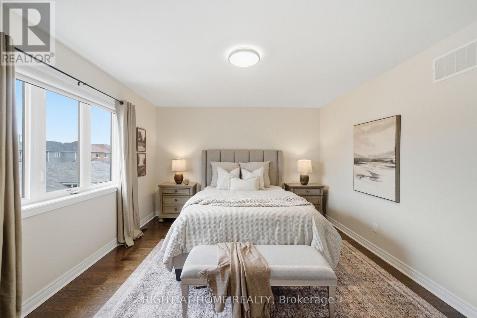 35 GOUGH LANE - 20