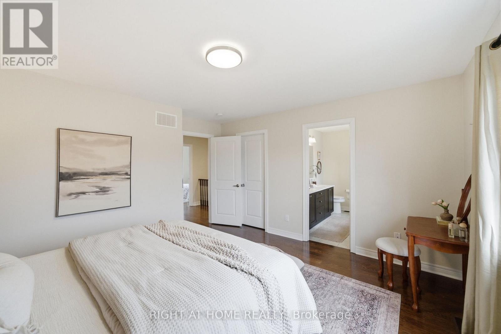 35 GOUGH LANE - 21