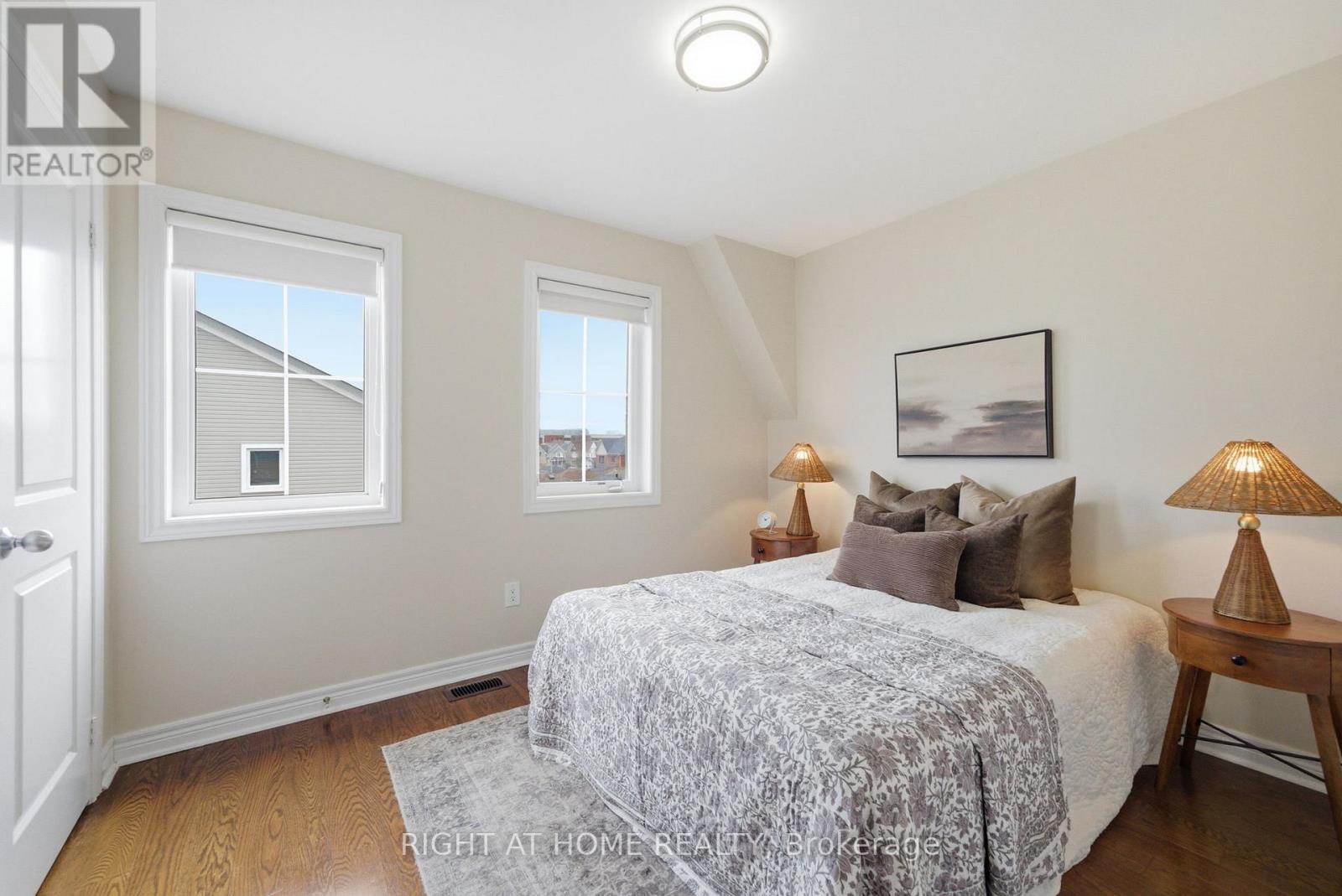 35 GOUGH LANE - 28
