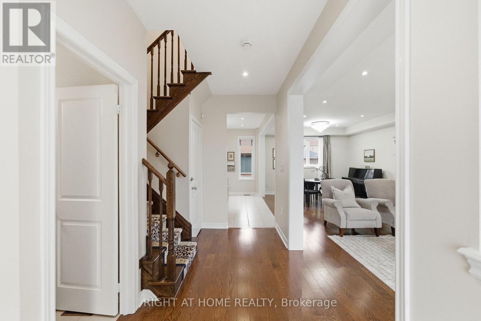 35 GOUGH LANE - 5