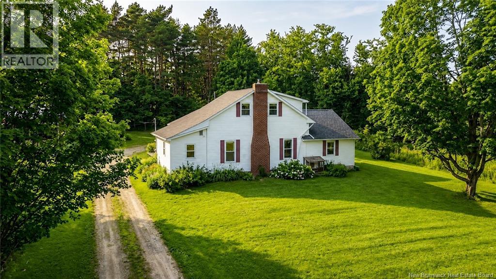 124 Riverview Drive - 2