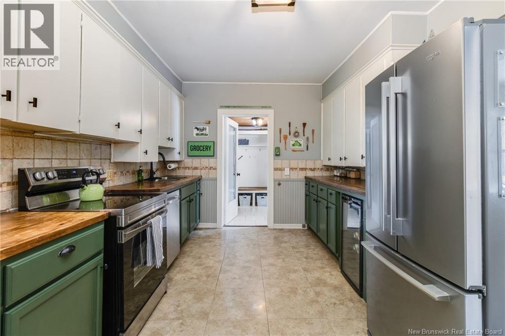 124 Riverview Drive - 8