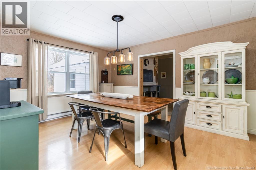 124 Riverview Drive - 12
