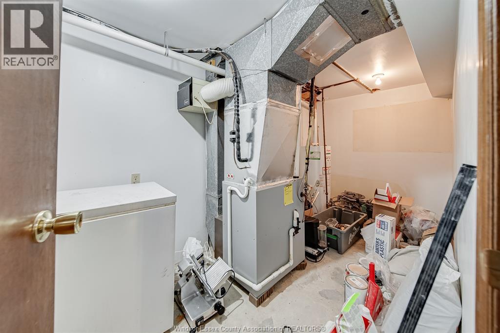 2958 LLOYD GEORGE BOULEVARD, Windsor, Ontario, N8T2V1 — Photo 43