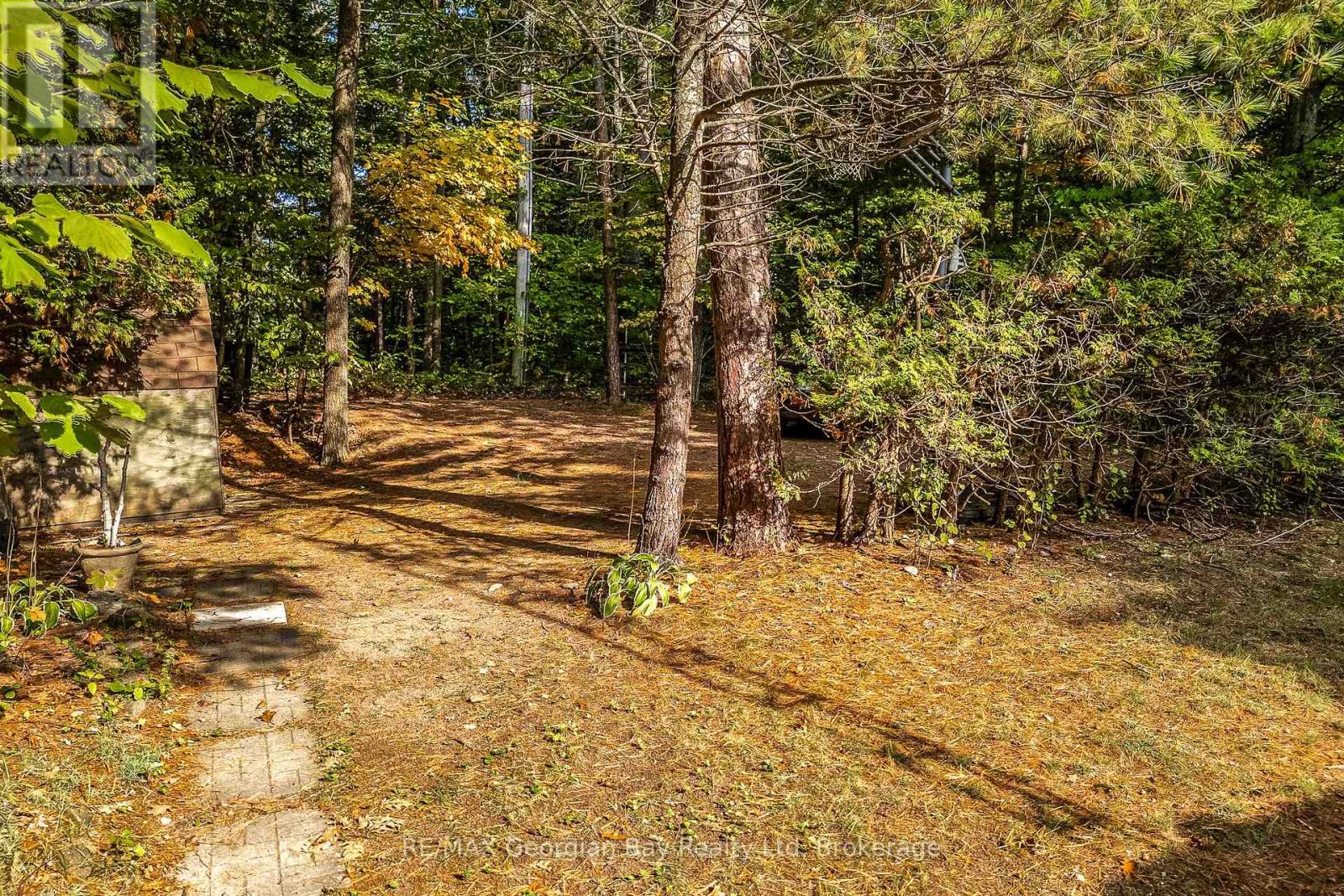 100 NOTTAWAGA DRIVE - 12
