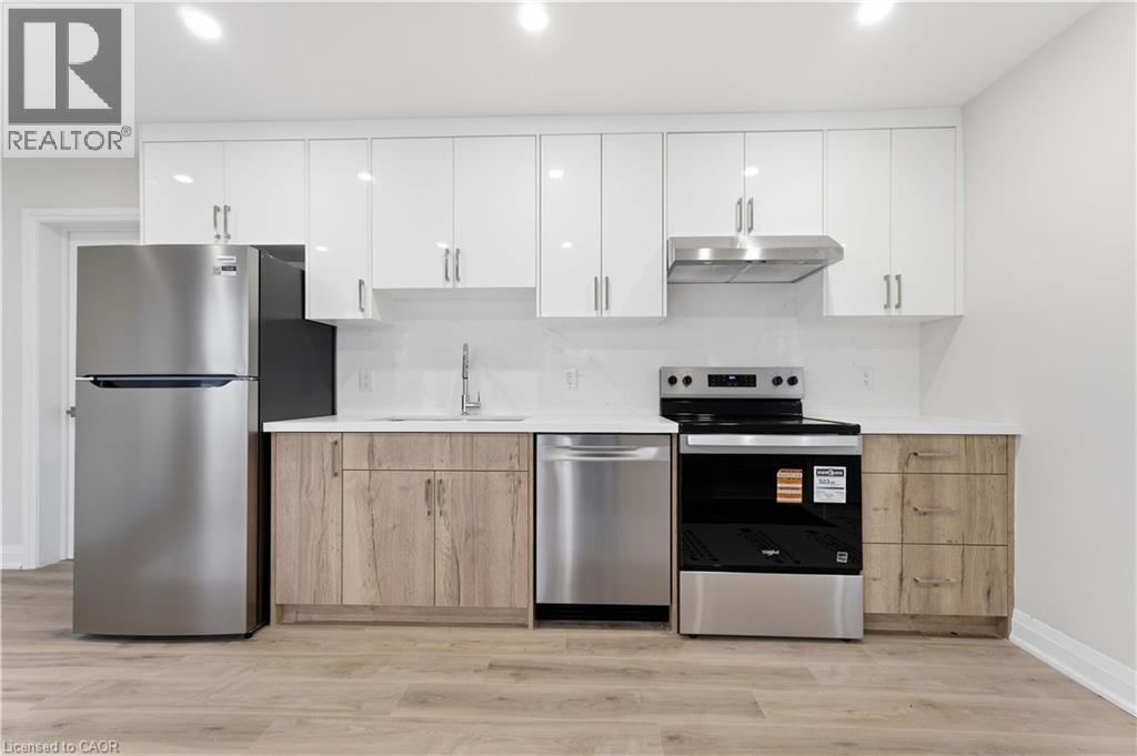 124 MCELROY Road E Unit# 1, Hamilton, Ontario, L9A1Y9 — Photo 4