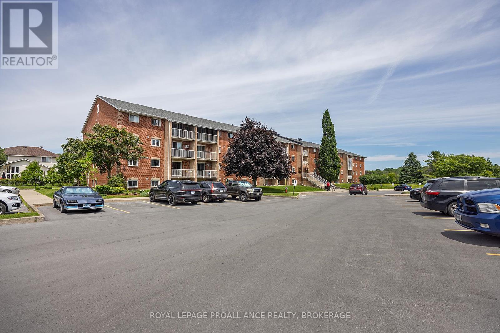 #201 580 ARMSTRONG ROAD - 2