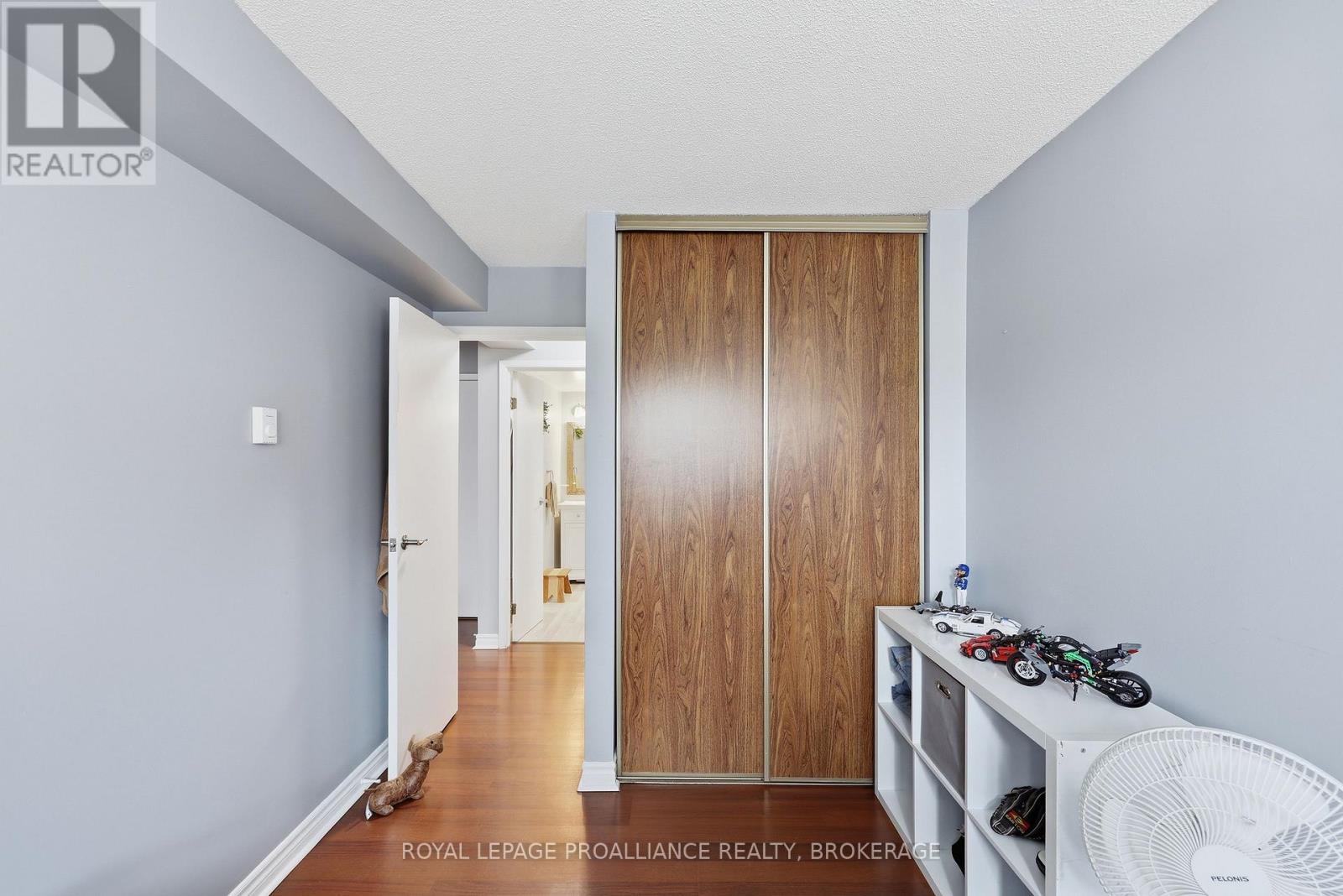 #201 580 ARMSTRONG ROAD - 31
