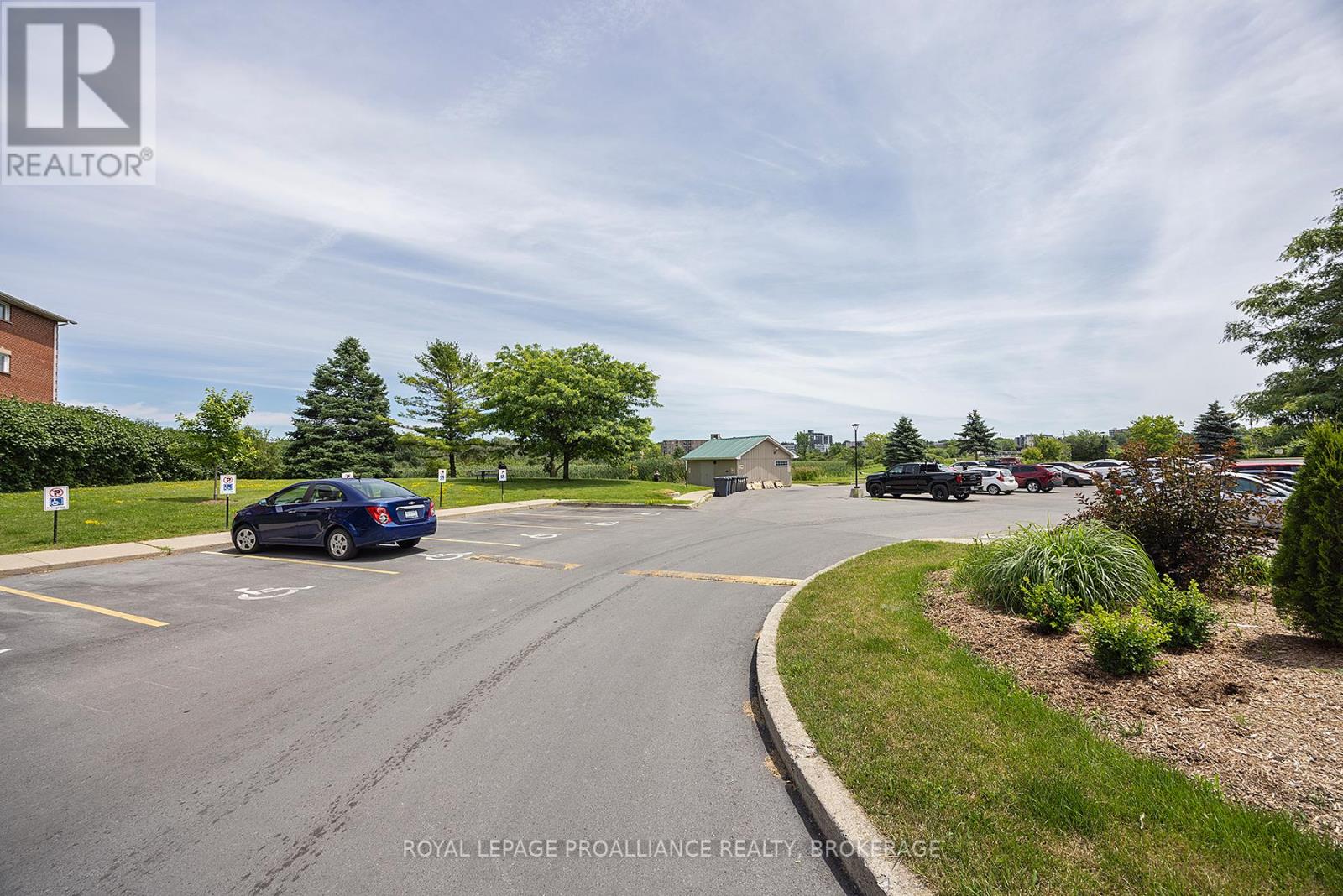 #201 580 ARMSTRONG ROAD - 4
