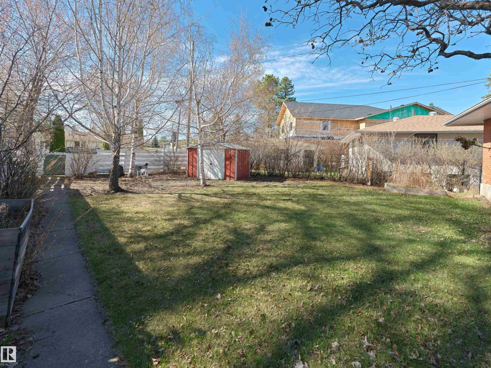 11819 75 AV NW - 61