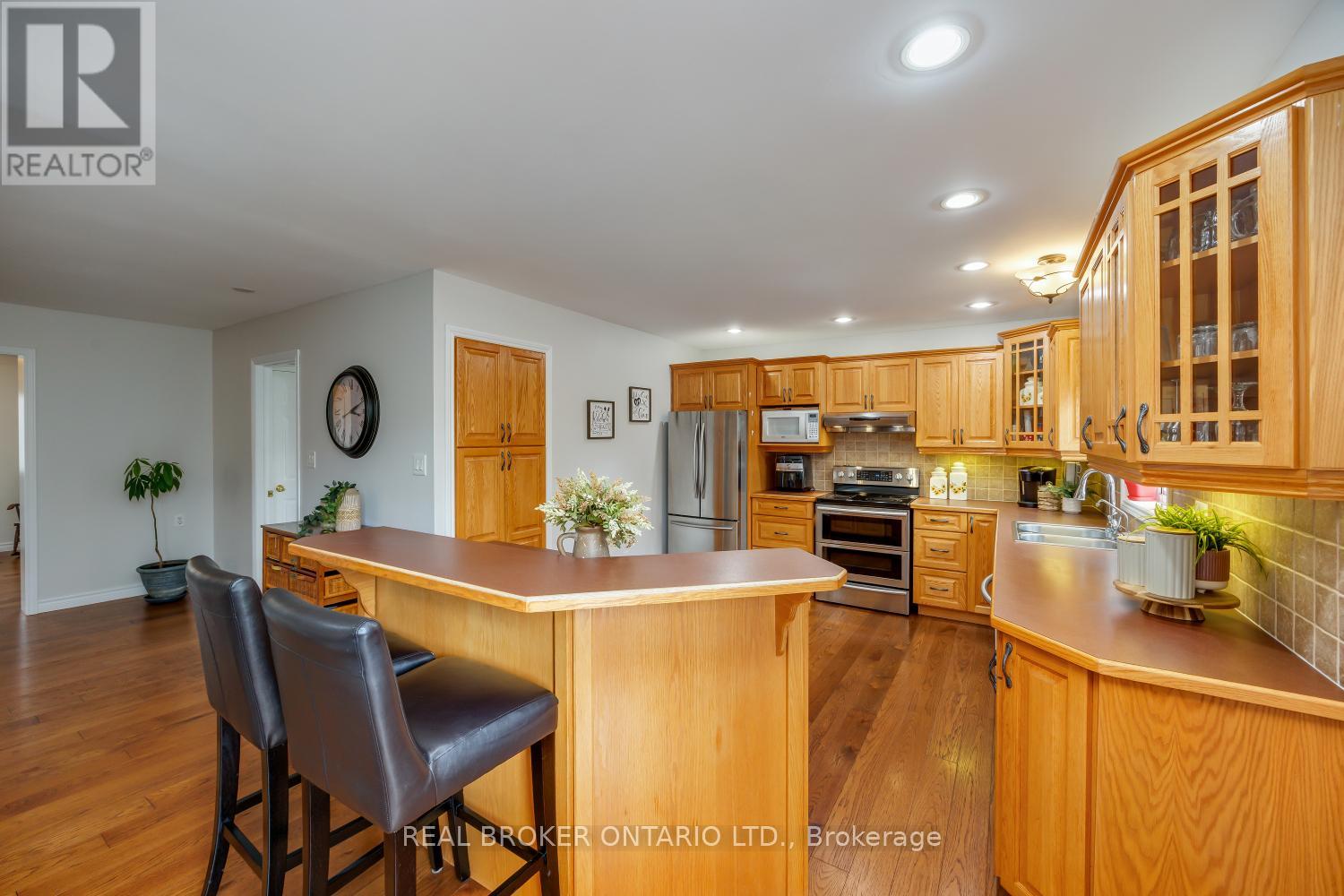 71 MORGAN ROAD - 12