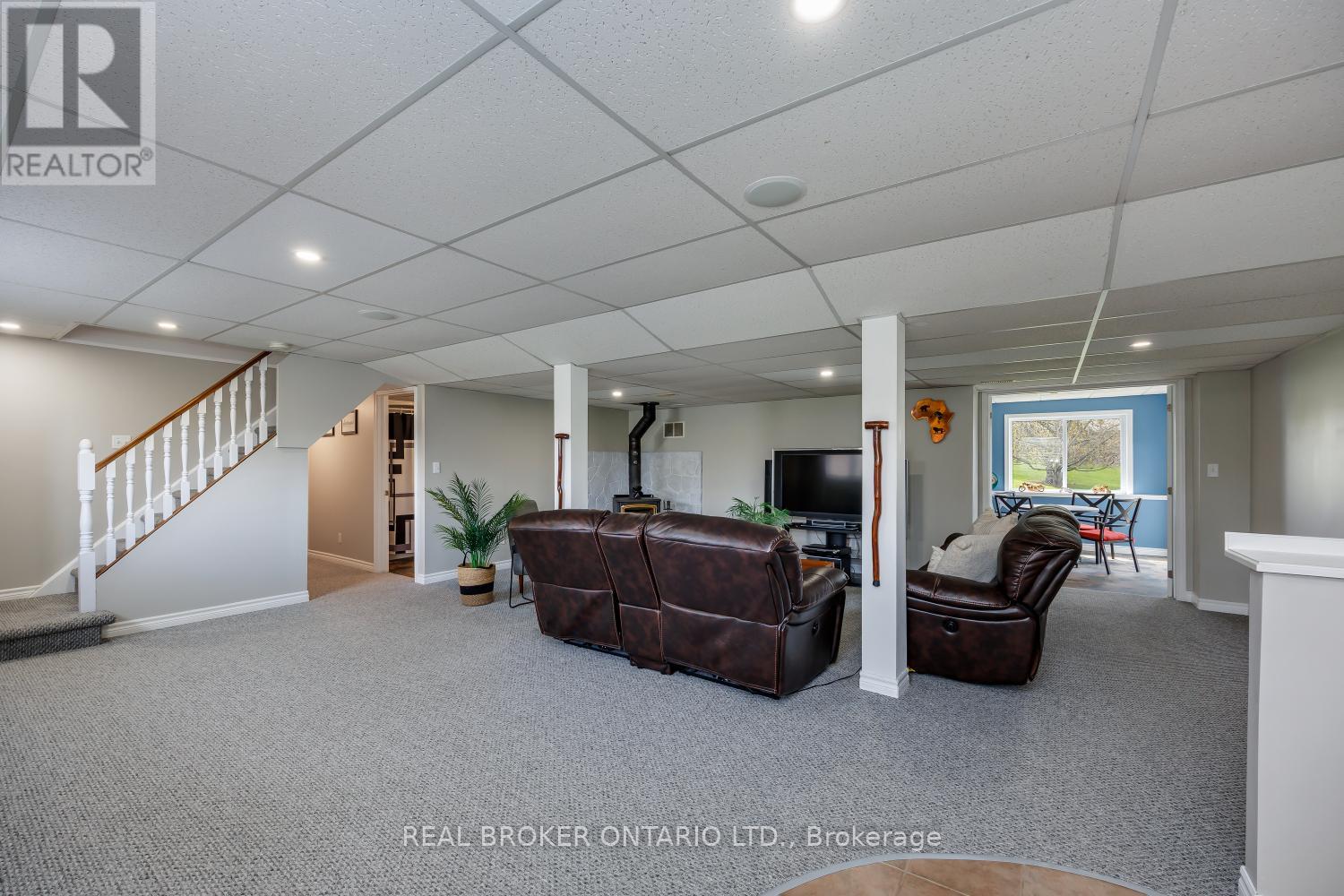 71 MORGAN ROAD - 28