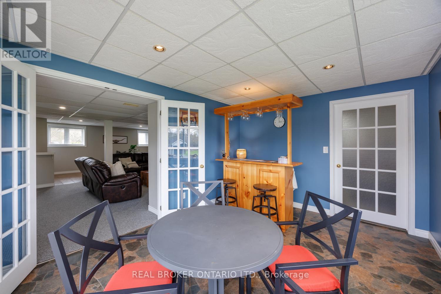 71 MORGAN ROAD - 33