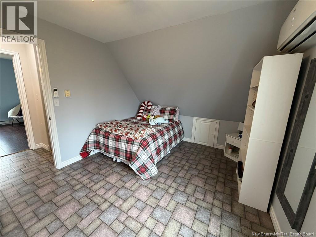 196 Lansdowne Road - 18