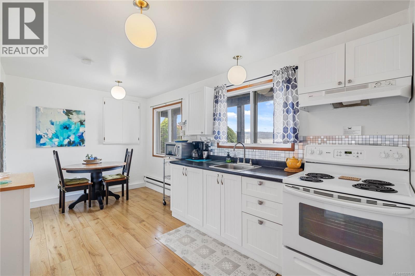 321 Maliview Dr - 28