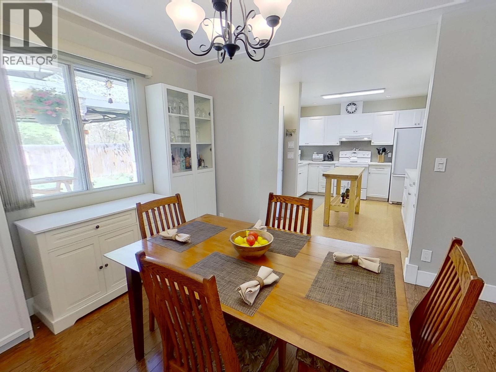 1375 LEWIS DRIVE - 6