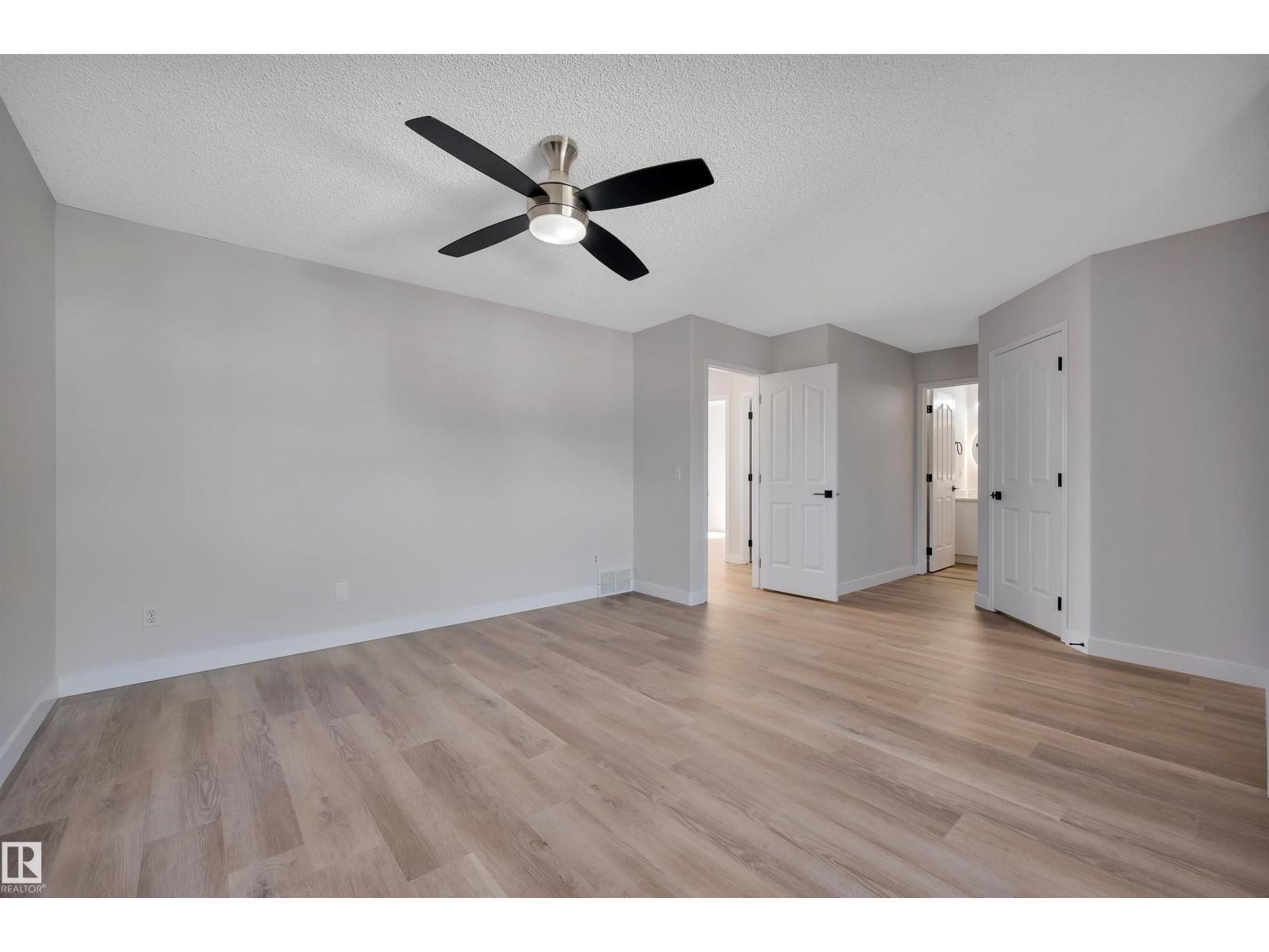 4124 37A AV NW, Edmonton