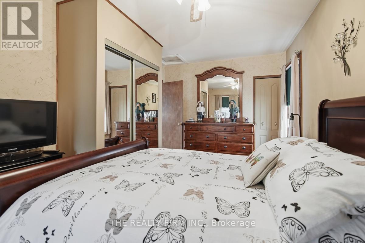 201 GILES STREET - 15
