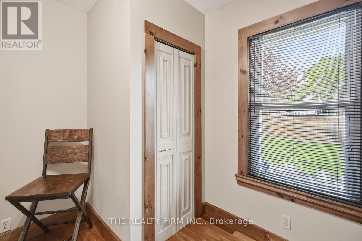 201 GILES STREET - 17