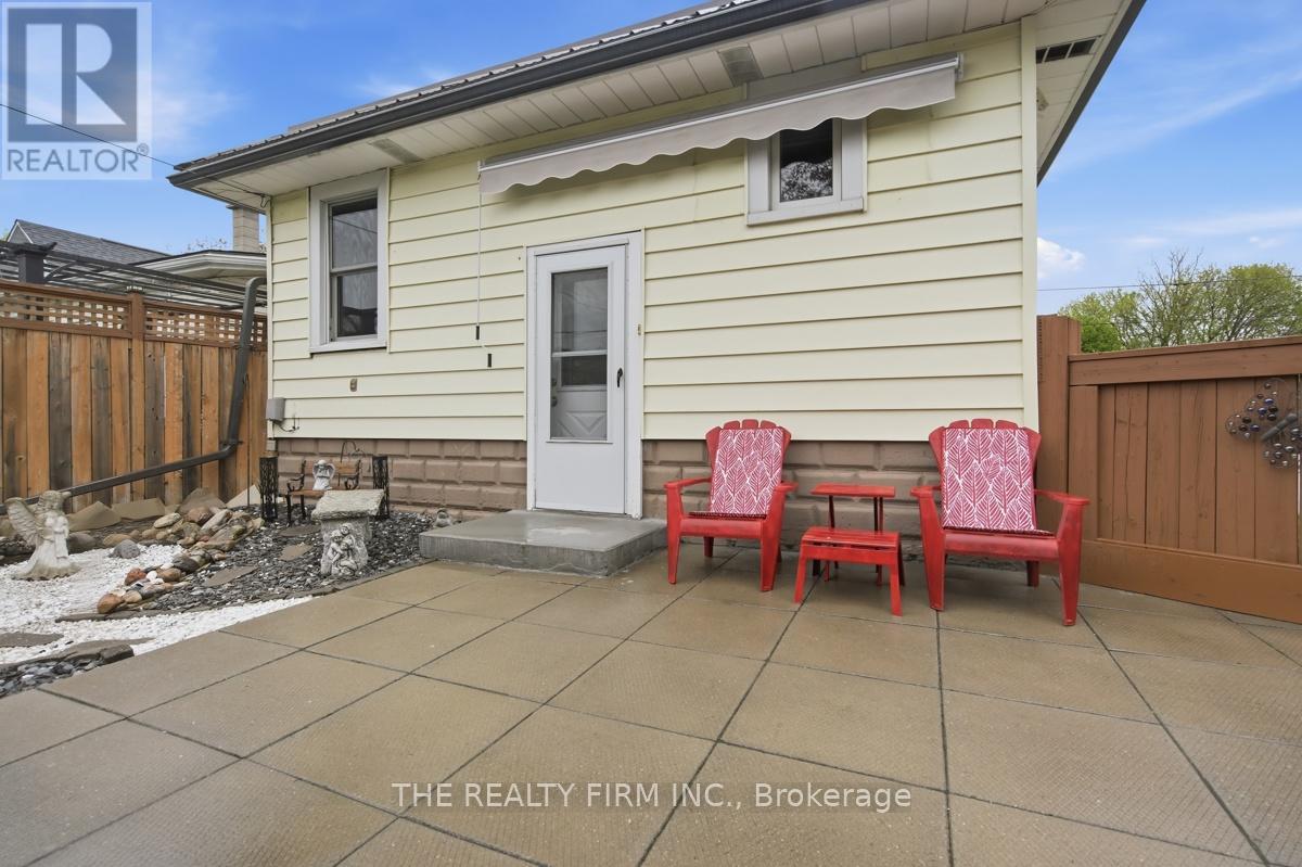 201 GILES STREET - 28