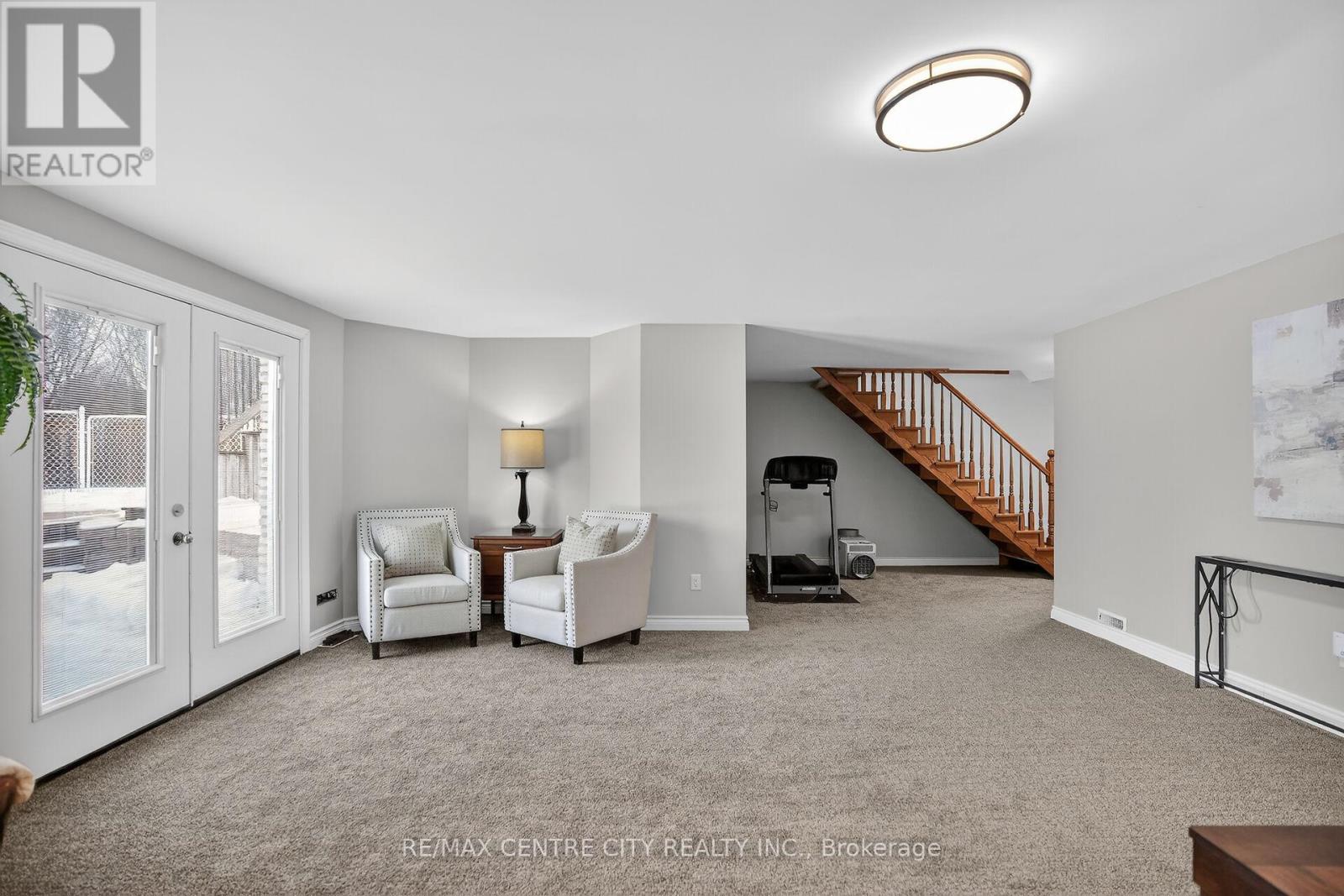 92 MILL STREET - 29