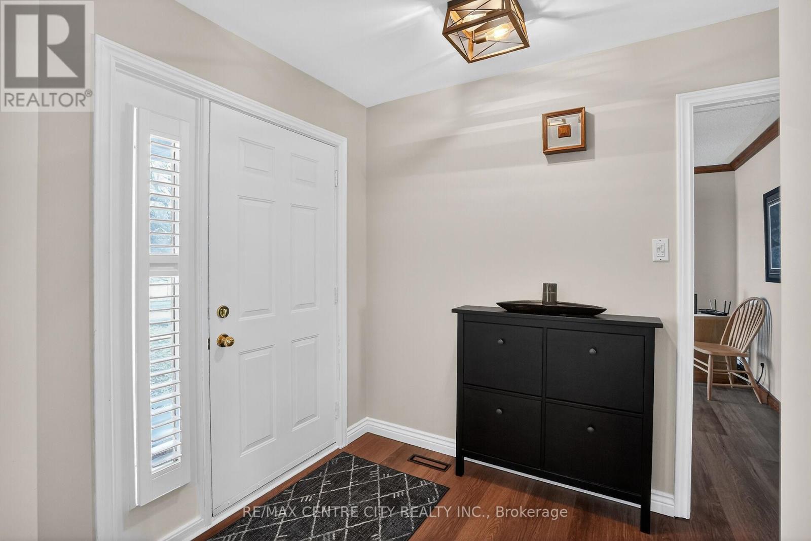 92 MILL STREET - 3