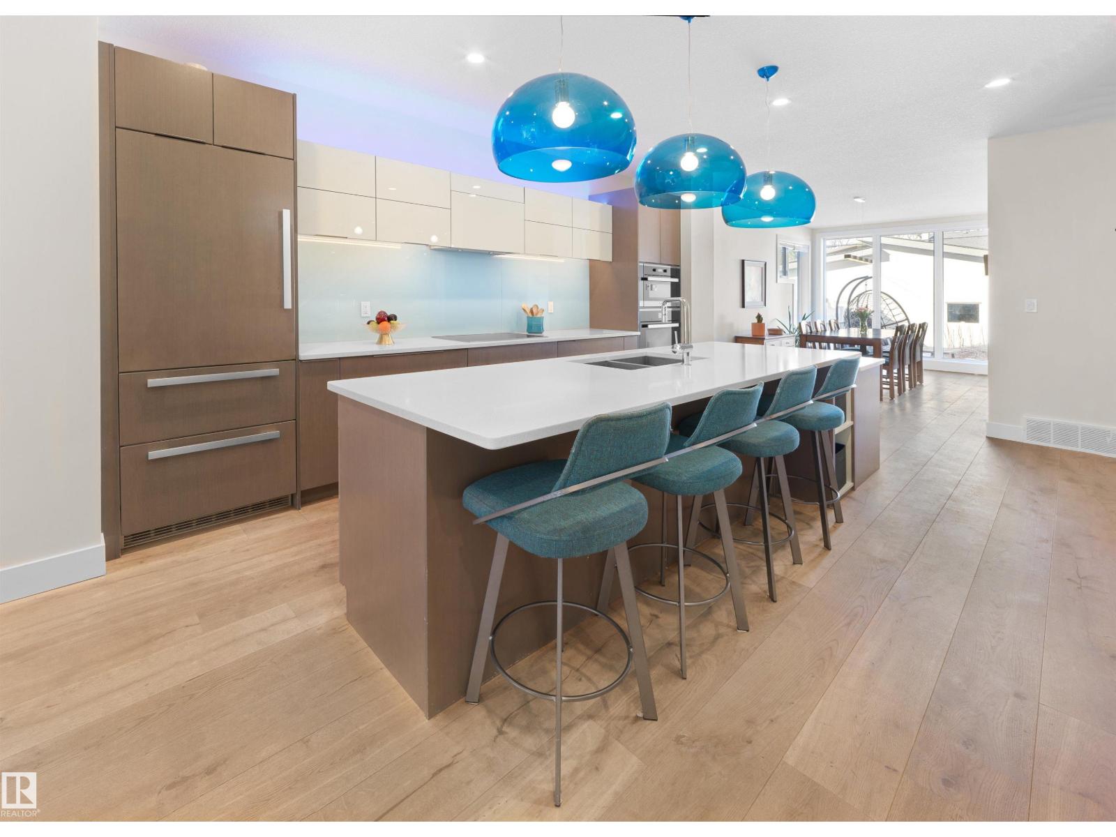 9108 116 ST NW - 8