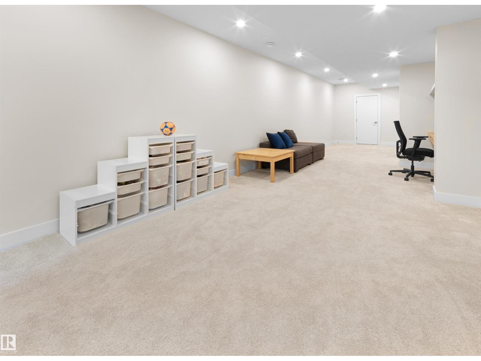 9108 116 ST NW - 24