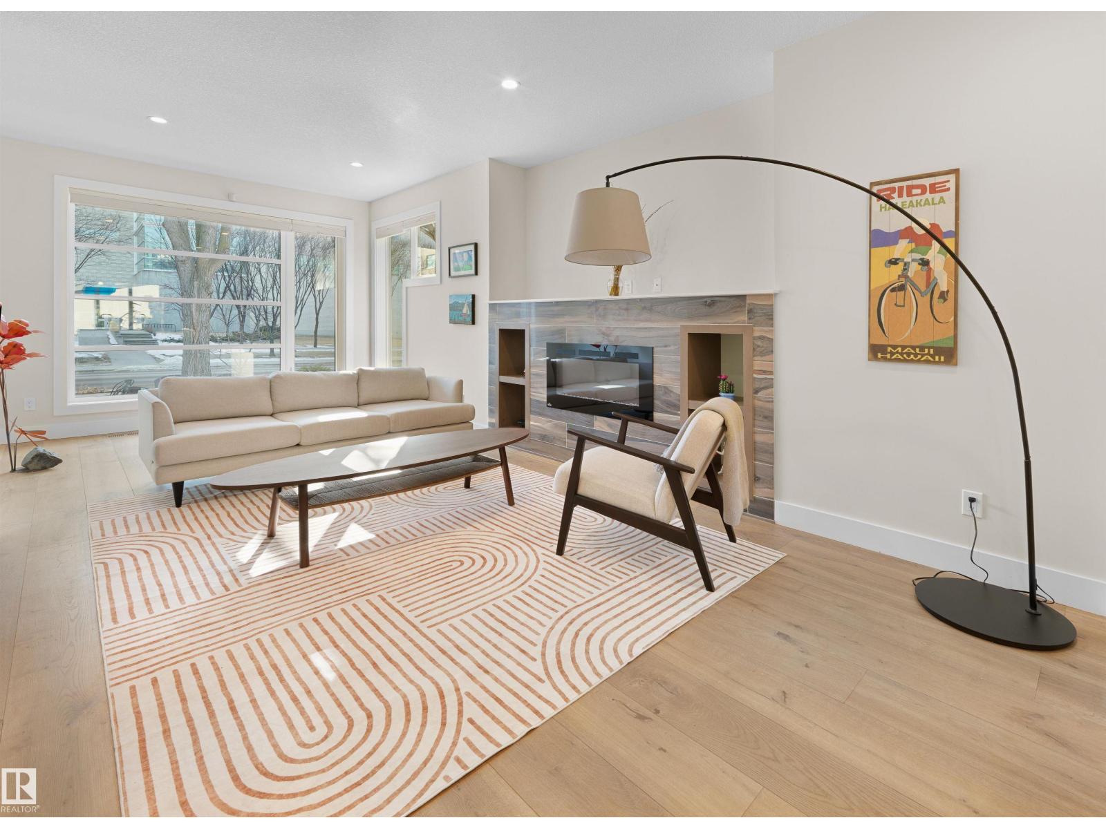 9108 116 ST NW - 4