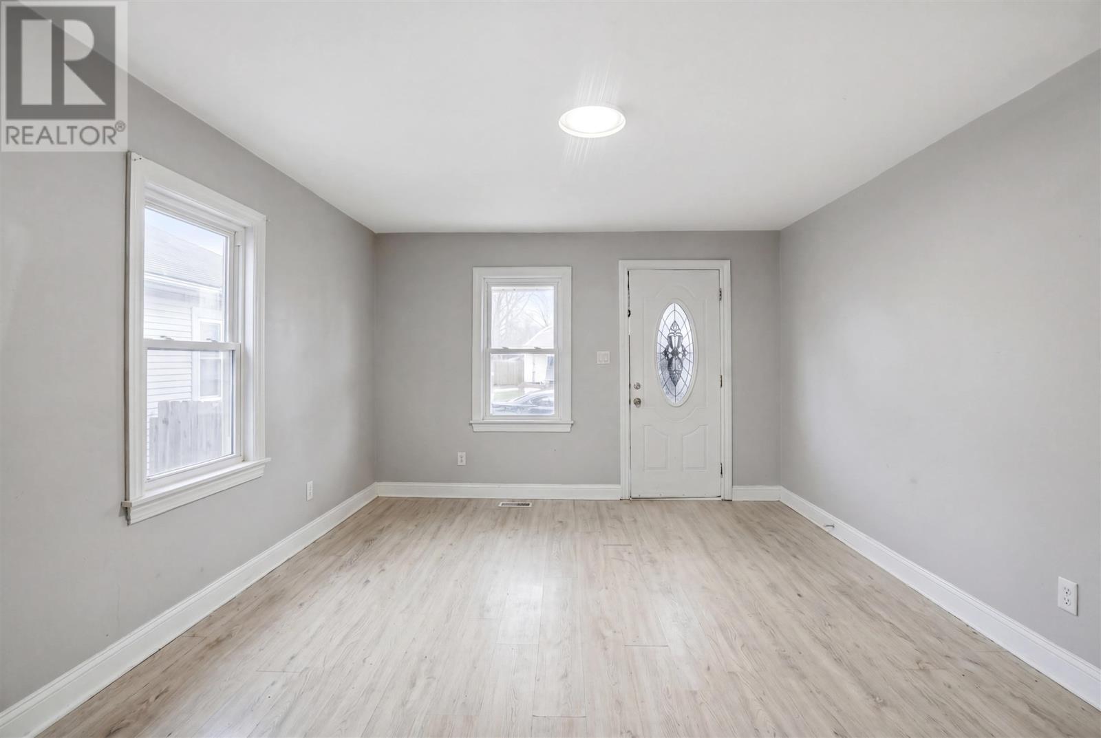 733 McKenzie AVE, Sault Ste. Marie, Ontario, P6C1H2 — Photo 3