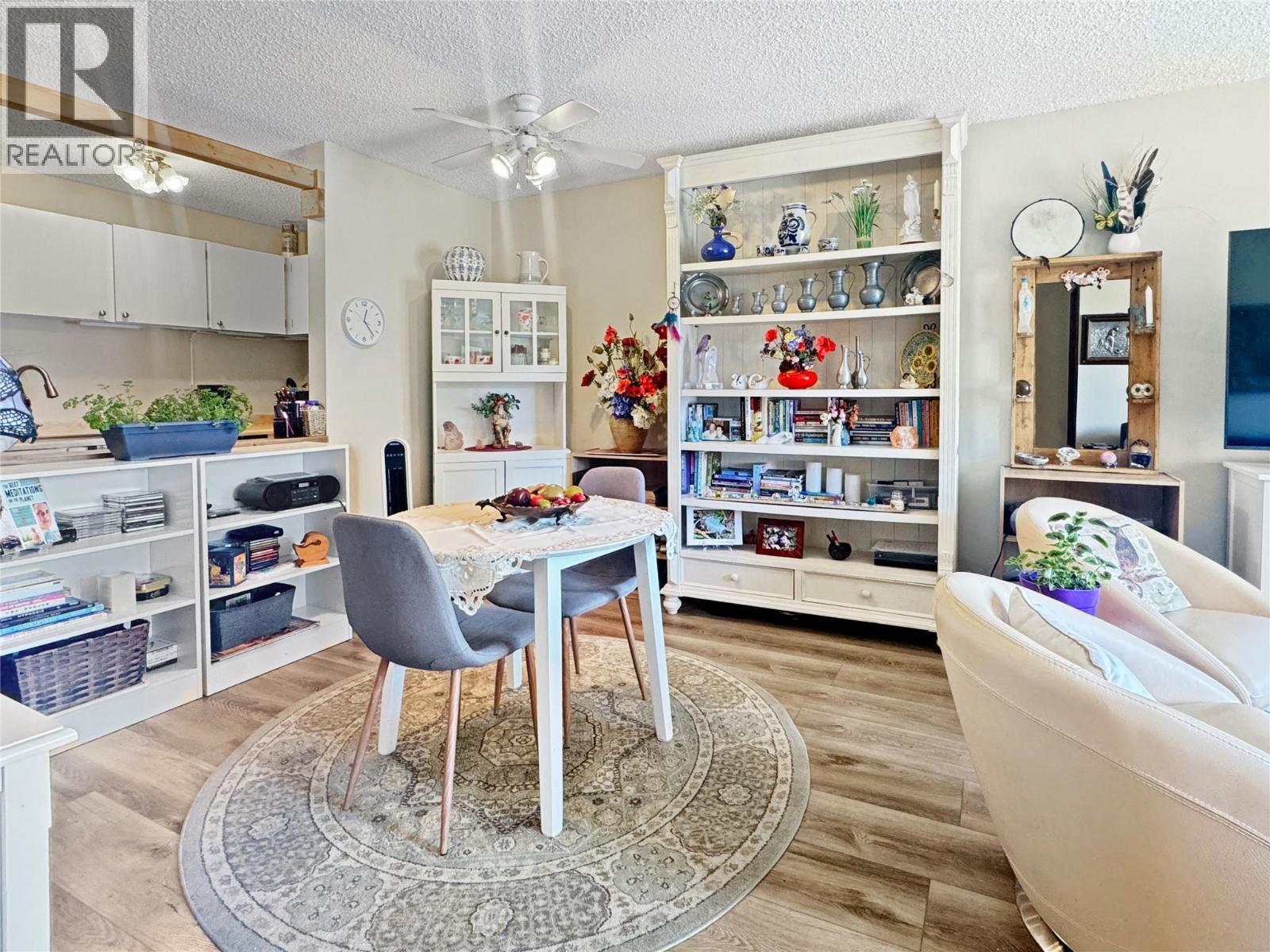 #206B 2321 12TH Street N - 9