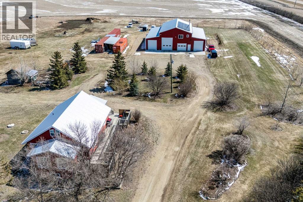 330005 Rge. Rd. 24-4, Rural Kneehill County, Alberta, T0M2C0