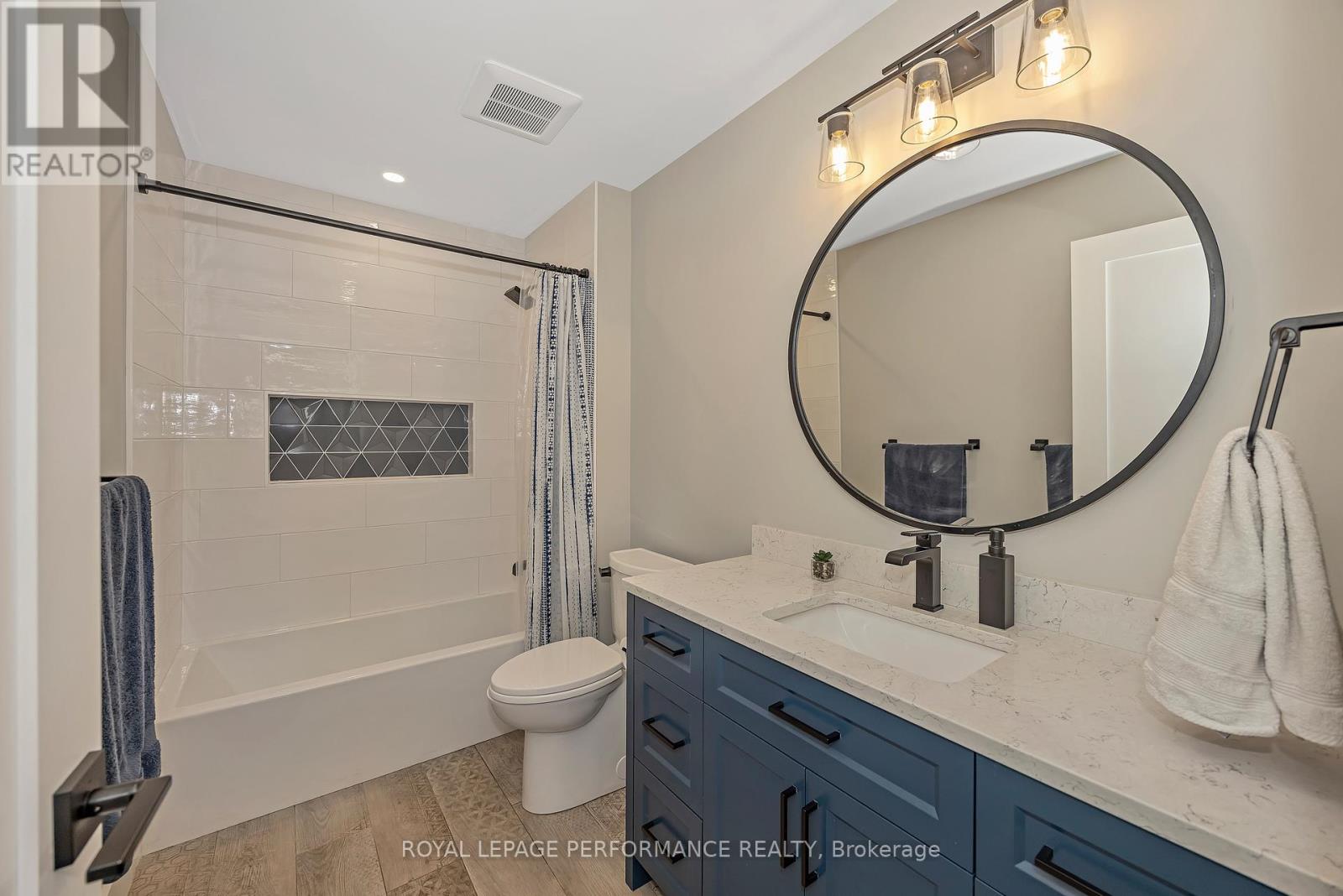 544 NEIGHBOURHOOD WAY - 26