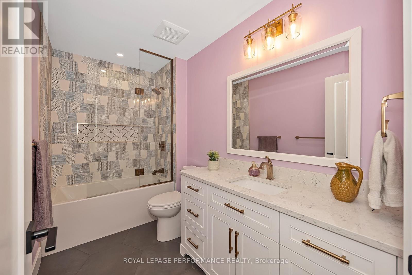 544 NEIGHBOURHOOD WAY - 29
